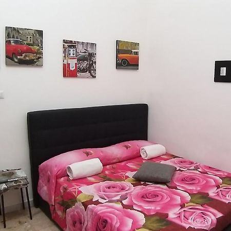 Exclusive House Center Apartman Catania-Fontanarossai nemzetközi repülőtér Kültér fotó