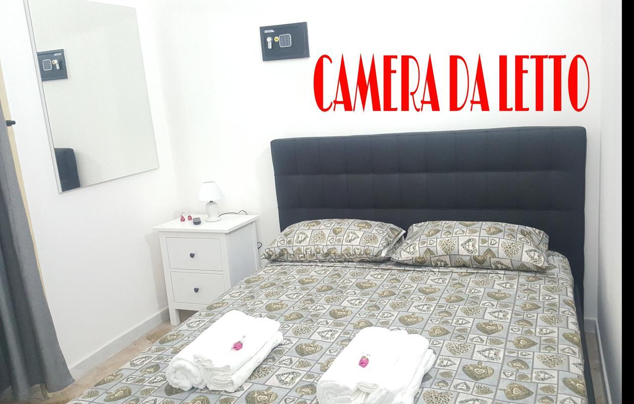 Exclusive House Center Apartman Catania-Fontanarossai nemzetközi repülőtér Kültér fotó