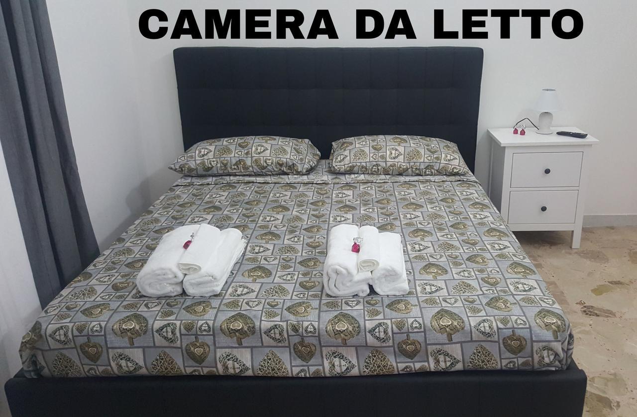 Exclusive House Center Apartman Catania-Fontanarossai nemzetközi repülőtér Kültér fotó