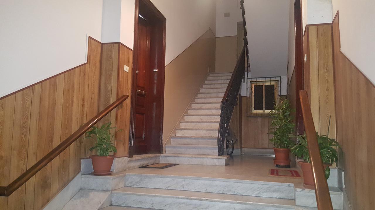 Exclusive House Center Apartman Catania-Fontanarossai nemzetközi repülőtér Kültér fotó