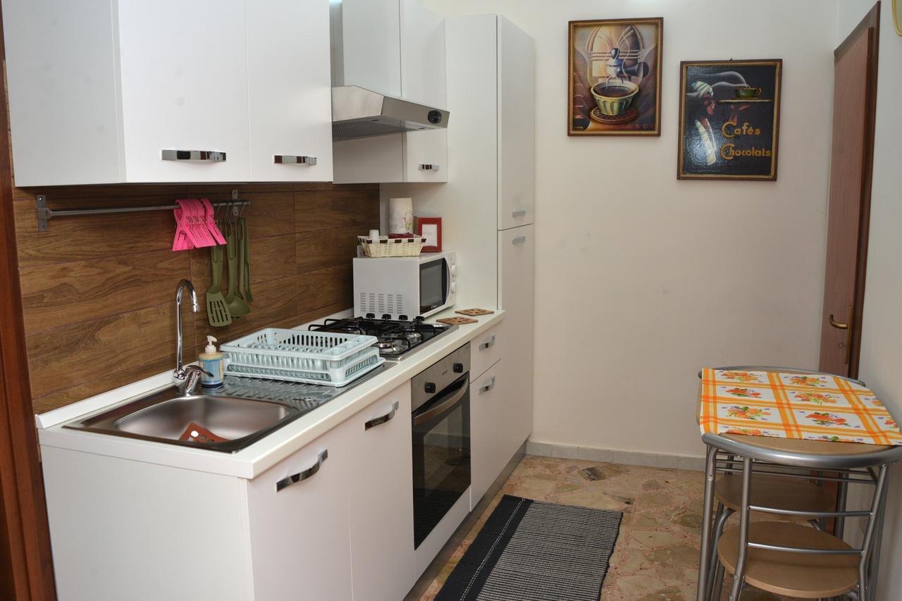 Exclusive House Center Apartman Catania-Fontanarossai nemzetközi repülőtér Kültér fotó