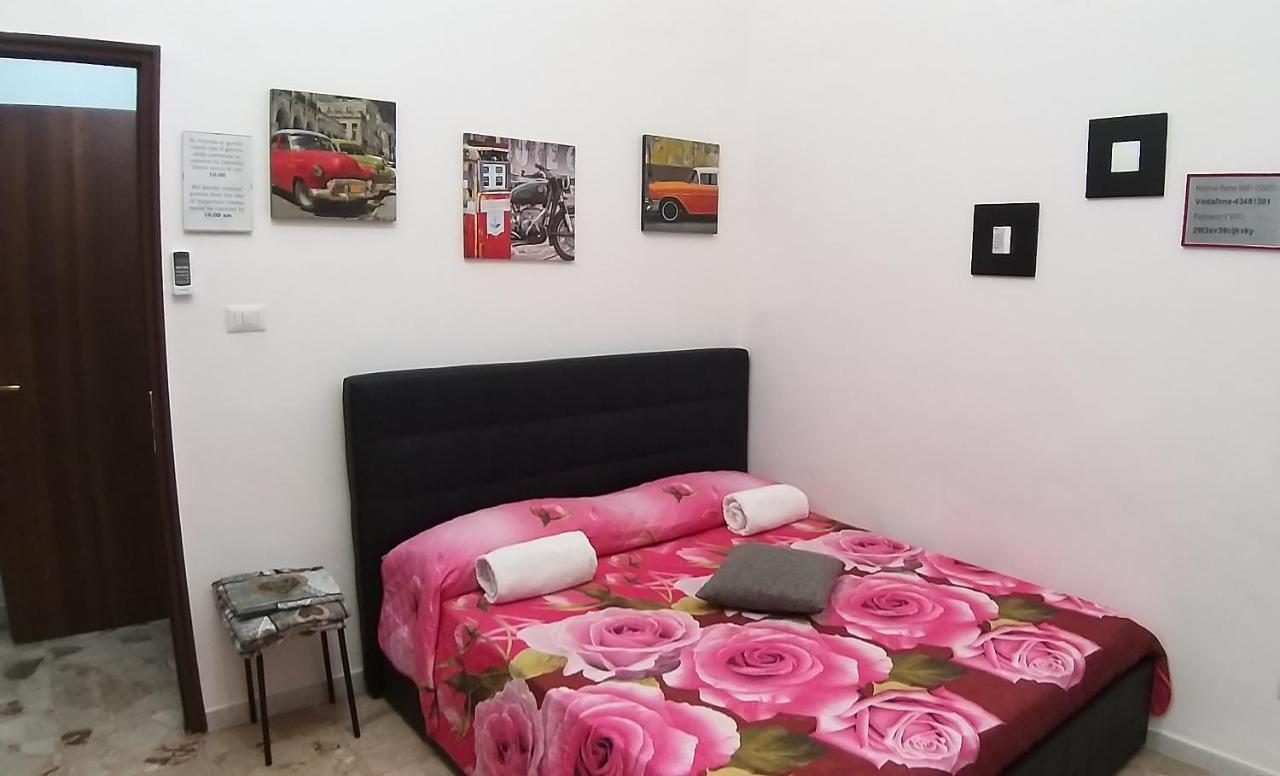 Exclusive House Center Apartman Catania-Fontanarossai nemzetközi repülőtér Kültér fotó