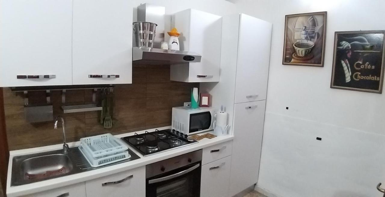 Exclusive House Center Apartman Catania-Fontanarossai nemzetközi repülőtér Kültér fotó